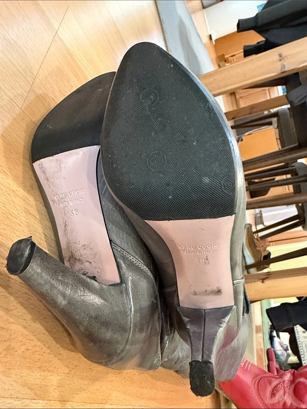 Valentino red Women's heel Tall Bow Accent Boots in grey. Used